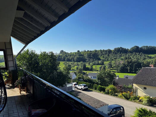 Wohnung zum Kauf 305.000 € 5 Zimmer 170 m² Büßlingen Tengen 78250