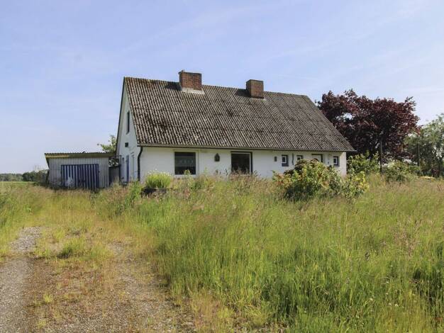 Einfamilienhaus zum Kauf 160.000 € 5 Zimmer 69,9 m² 802 m² Grundstück Burg (Dithmarschen) 25712