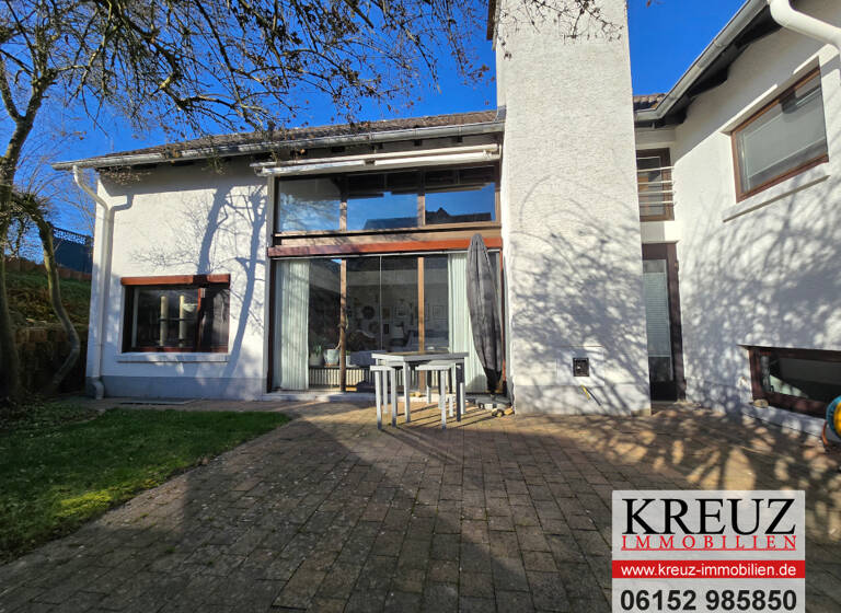 Einfamilienhaus zum Kauf 595.000 € 7 Zimmer 251 m²<br/>Wohnfläche 778 m²<br/>Grundstück Heftrich Idstein / Heftrich 65510
