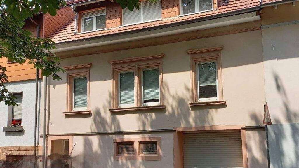 Haus zum Kauf 329.000 € 7 Zimmer 200 m² 280 m² Grundstück Seyenstrasse St. Ingbert Sankt Ingbert 66386