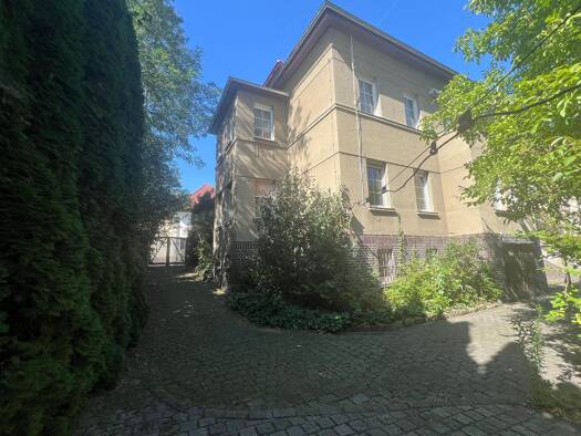 Haus zum Kauf 320.000 € 230 m² 972 m² Grundstück Bitterfeld Bitterfeld-Wolfen 06749