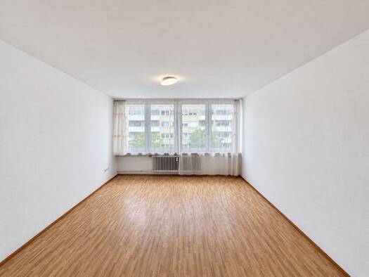 Wohnung zur Miete 472 € 1 Zimmer 26,2 m² 5 Geschosse frei ab sofort Maxfeld Nürnberg 90409