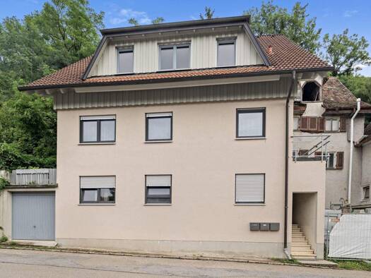 Haus zum Kauf 425.000 € 8,5 Zimmer 209 m² 576 m² Grundstück Sulz 72172