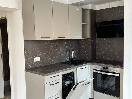 Wohnung zur Miete 517 € 2 Zimmer 45 m² 1. Geschoss Dresdner Strasse 304 Coswig 01640