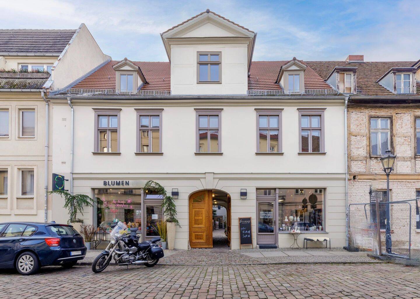 Luxus-Wohnung am Jägertor Altbau saniert - Denkmalschutz