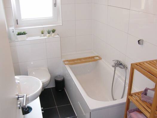 Wohnung zur Miete 600 € 1 Zimmer 40 m² 1. Geschoss Mergenthauer Weg 10 Friedberg Friedberg 86316