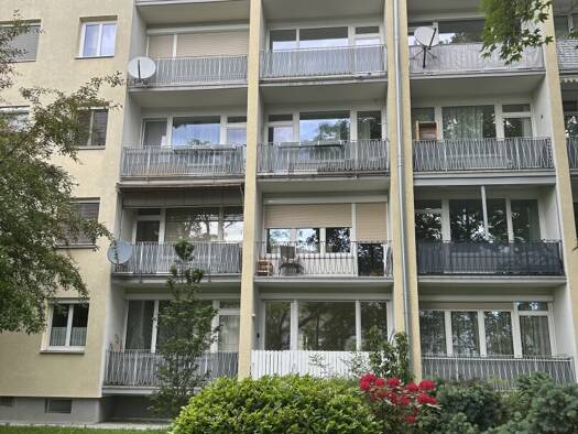 Wohnung zur Miete 450 € 1 Zimmer 2. Geschoss frei ab sofort Jakomini Graz 8042