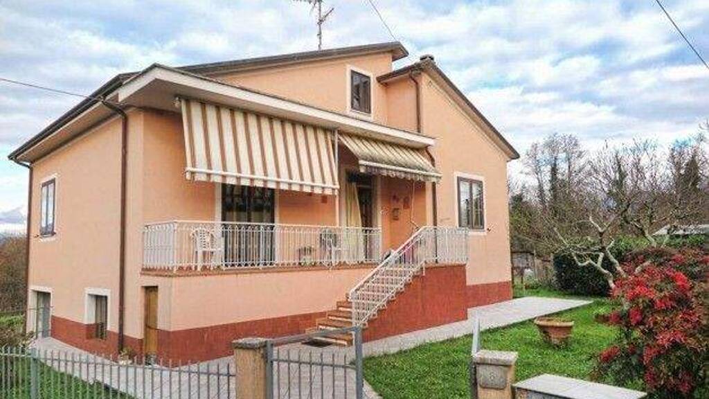 Einfamilienhaus zum Kauf 265.000 € 2 Zimmer 165 m² 1.800 m² Grundstück Quercia di Aulla (Massa Carrara) 54011