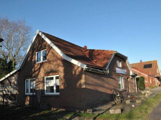 Einfamilienhaus zum Kauf provisionsfrei 129.500 € 7 Zimmer 123,9 m² 1.163 m² Grundstück Moorhusen Südbrookmerland / Moorhusen 26624