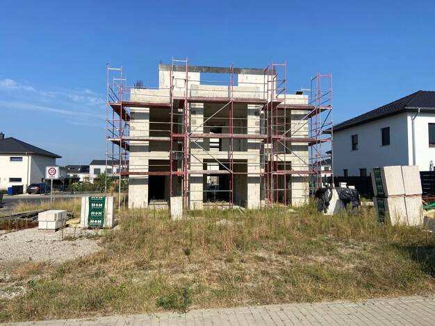 Einfamilienhaus zum Kauf - Erstbezug 6 Zimmer 240 m² 625 m² Grundstück Ahrensdorf Ludwigsfelde 14974