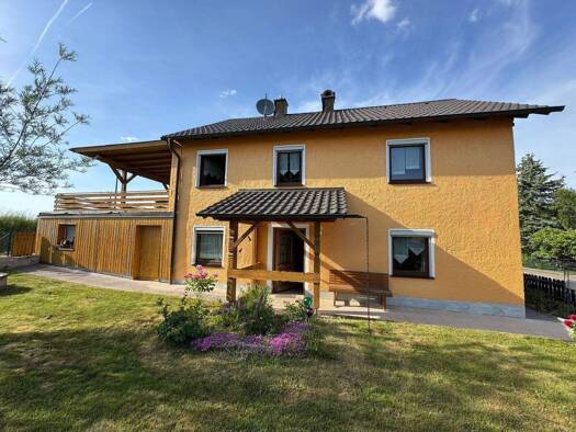 Haus zum Kauf 340.000 € 9 Zimmer 184 m² 769 m² Grundstück frei ab sofort Upfkofen Mallersdorf-Pfaffenberg 84066