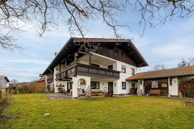 Doppelhaushälfte zum Kauf 1.200.000 € 5 Zimmer 167,5 m² 455 m² Grundstück frei ab 30.04.2025 Grabenstätt Grabenstätt 83355