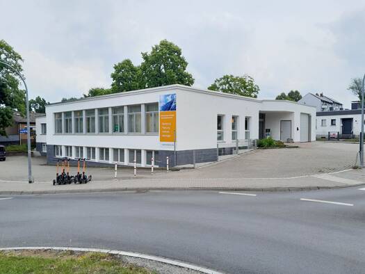 Büro zur Miete provisionsfrei 2.500 € 5 Zimmer 230 m² Bürofläche Kaiser-Otto-Weg 23 Soest 59494
