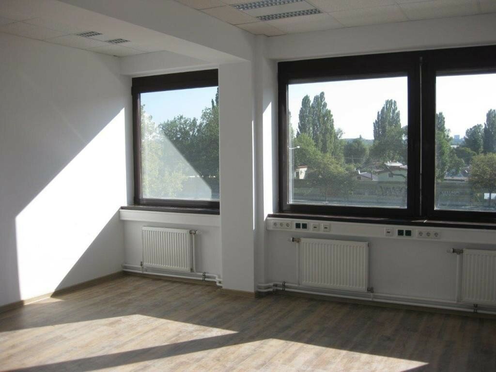 Bürogebäude zur Miete 1.222 € 4 Zimmer Wien 1230