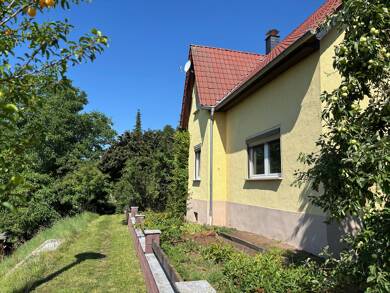 Einfamilienhaus zum Kauf 309.000 € 8 Zimmer 185 m² 1.845 m² Grundstück frei ab sofort Kahla 07768