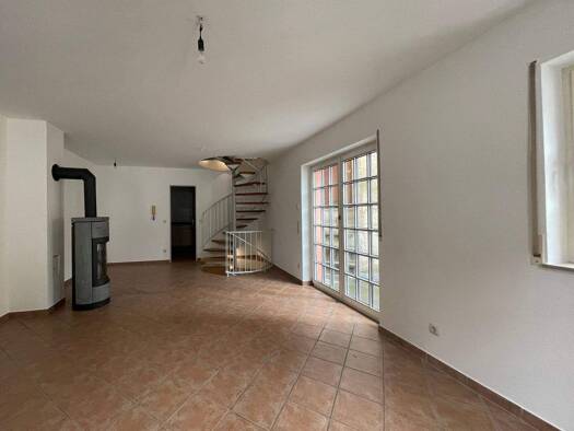 Haus zur Miete 1.050 € 3 Zimmer 105 m² frei ab sofort Pfalzel Trier 54293