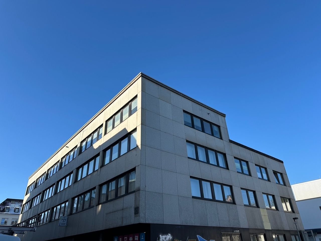 Praxis zur Miete 1.490 € 186 m²<br/>Bürofläche Stephanplatz Krefeld 47799