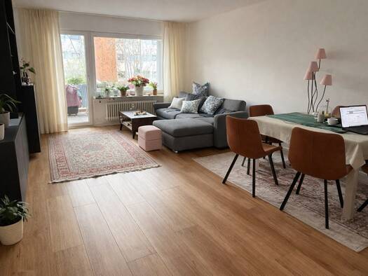 Wohnung zur Miete 1.450 € 3 Zimmer 85 m² Geschoss 1/3 frei ab 15.06.2026 Burgfarrnbach Fürth 90768