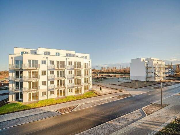 Wohnung zur Miete 990 € 2 Zimmer 63,9 m² 4. Geschoss frei ab sofort David-Friedländer-Weg 140 Falkenberg Berlin 13057