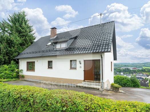 Einfamilienhaus zum Kauf 339.000 € 4 Zimmer 149 m² 1.525 m² Grundstück Bergneustadt 51702