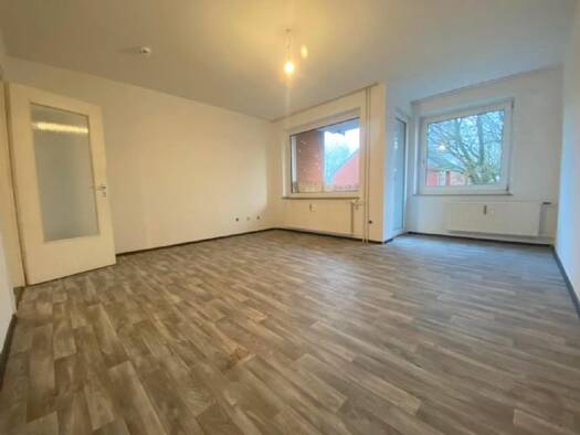 Wohnung zur Miete 595 € 3 Zimmer 65 m² frei ab 01.10.2026 Knakenbörg 9 Esens Esens 26427