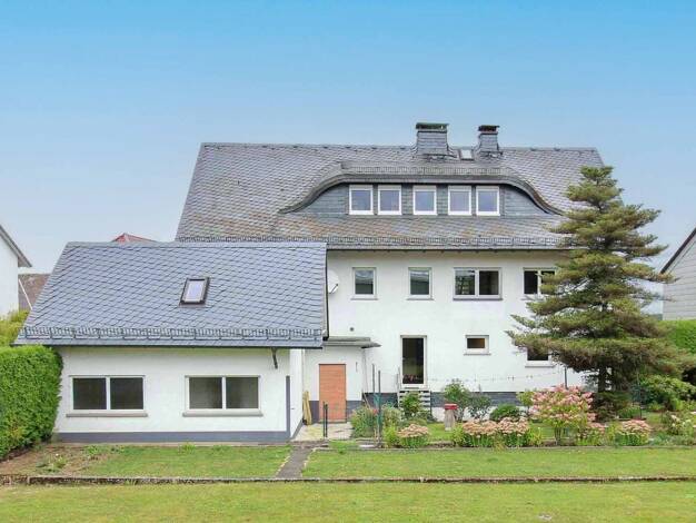 Einfamilienhaus zum Kauf 449.000 € 11 Zimmer 322 m² 1.375 m² Grundstück Mademühlen Driedorf 35759