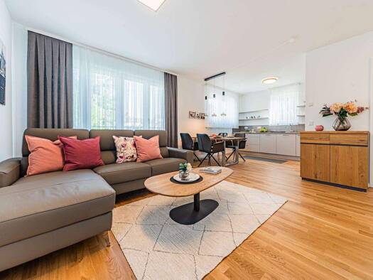 Wohnung zur Miete 2.650 € 2,5 Zimmer 73 m² 2. Geschoss frei ab sofort Rödelheim Frankfurt am Main 60489