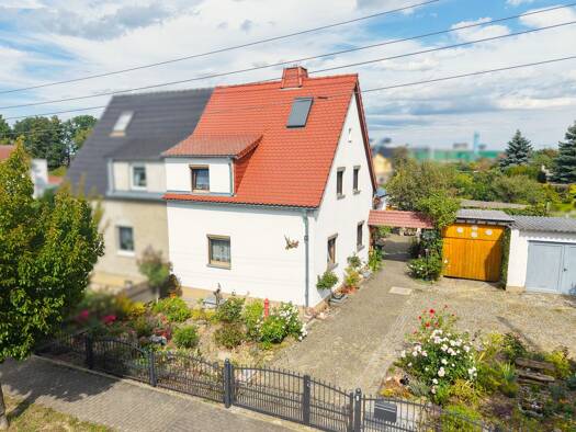 Doppelhaushälfte zum Kauf 189.000 € 5 Zimmer 108,4 m² 960 m² Grundstück Weida Riesa 01587