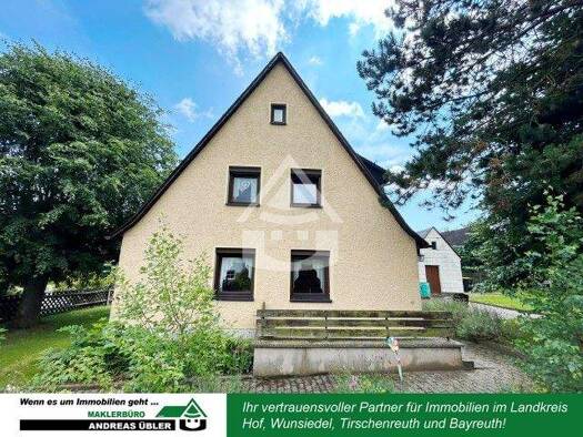 Doppelhaushälfte zum Kauf 129.900 € 6 Zimmer 138 m² 675 m² Grundstück Schwarzenbach a d Saale Schwarzenbach an der Saale 95126