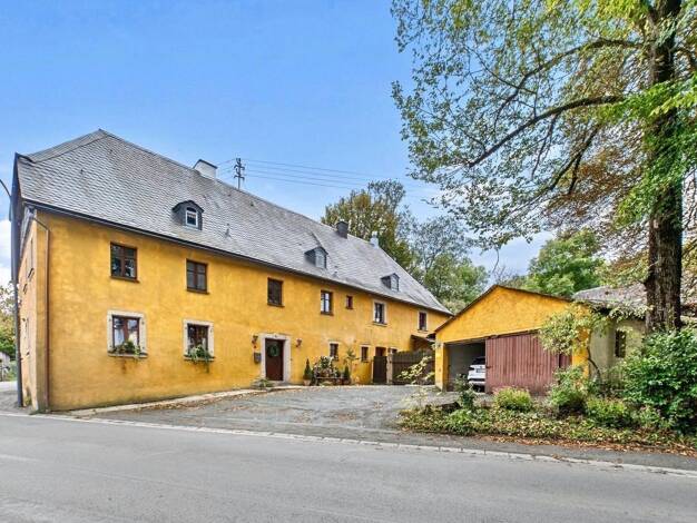 Einfamilienhaus zum Kauf provisionsfrei 465.000 € 8 Zimmer 340 m² 2.000 m² Grundstück Sparneck Sparneck 95234