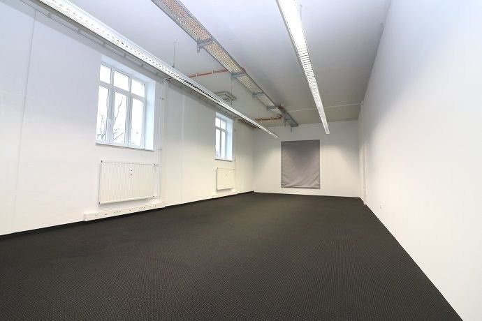 Bürofläche zur Miete 10,50 € 3,5 Zimmer 197 m²<br/>Bürofläche Zellerau Würzburg 97082