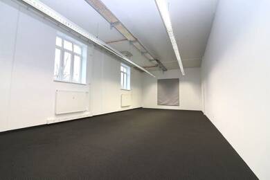 Bürofläche zur Miete 9,80 € 3,5 Zimmer 197 m² Bürofläche Zellerau Würzburg 97082