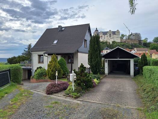Einfamilienhaus zum Kauf 245.000 € 4 Zimmer 147 m² 941 m² Grundstück frei ab sofort Ranis 07389