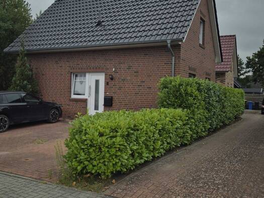 Einfamilienhaus zur Miete 850 € 3 Zimmer 71 m² 319 m² Grundstück frei ab 01.09.2026 Extum Aurich 26605