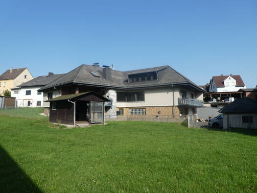 Mehrfamilienhaus zum Kauf 480.000 € 7 Zimmer 340 m² 1.500 m² Grundstück Wolfenhausen Weilmünster 35789