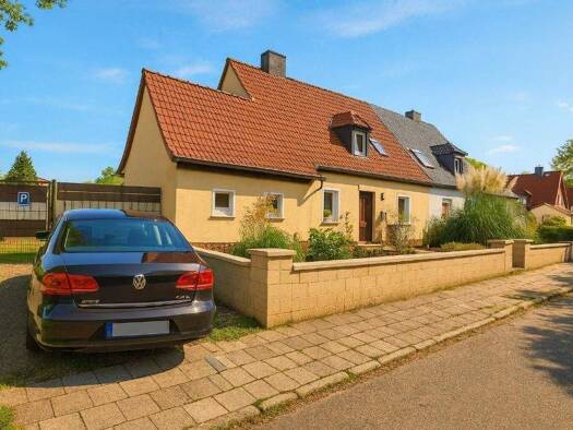 Haus zum Kauf 165.000 € 3 Zimmer 108,1 m² 906 m² Grundstück Burg 39288