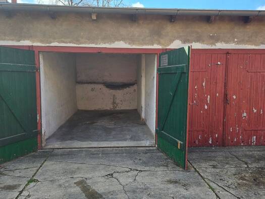 Garage zur Miete provisionsfrei 95,20 € Melanchthonstraße 35 Vahrenwald Hannover 30165