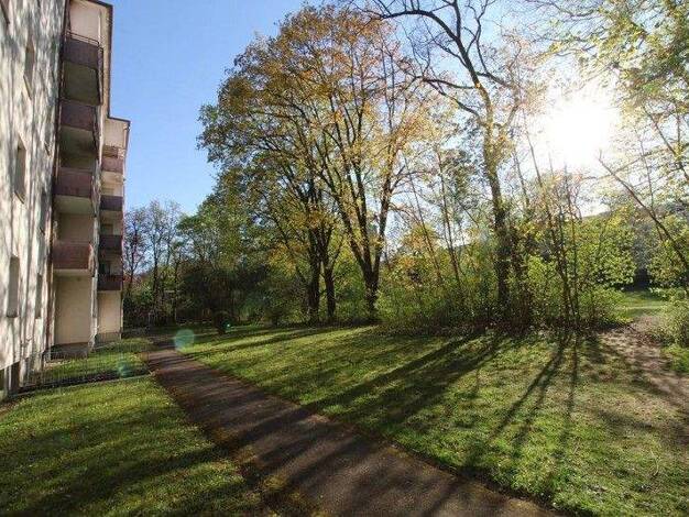 Wohnung zur Miete 636 € 2 Zimmer 48,7 m² 3. Geschoss frei ab 20.12.2025 Von-Parseval-Str. 32 Hochfeld Augsburg 86159