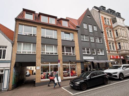 Wohnung zur Miete 589 € 2 Zimmer 69,3 m² Geschoss 1/4 frei ab sofort Angelburger Straße 55 Altstadt Flensburg 24937