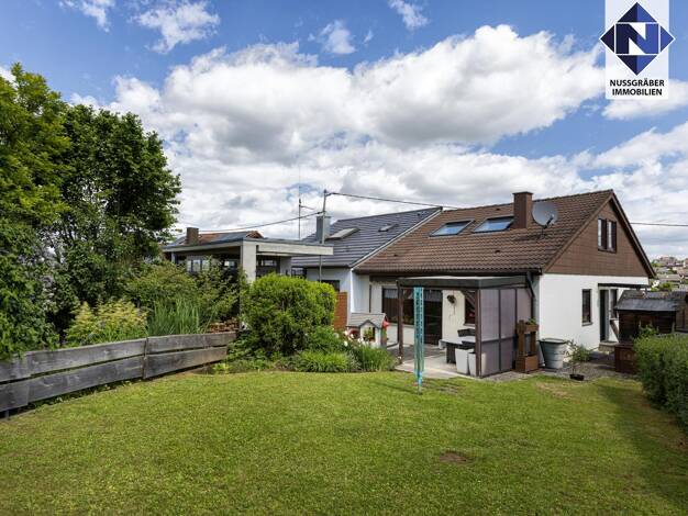 Doppelhaushälfte zum Kauf 435.000 € 5,5 Zimmer 142 m² 398 m² Grundstück Oberboihingen 72644