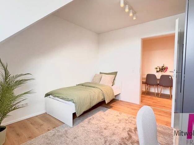 WG-Zimmer zur Miete auf Zeit 550 € 17 m² 5. Geschoss frei ab sofort Rosenau Nürnberg 90429