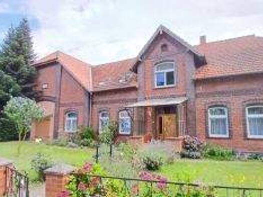 Bauernhaus zum Kauf 250.000 € 11 Zimmer 306 m² 2.732 m² Grundstück frei ab sofort Tewswoos Vielank 19303