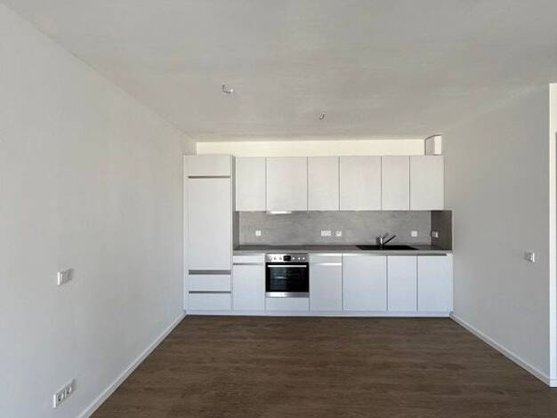 Wohnung zur Miete 936 € 2 Zimmer 64,1 m² 4. Geschoss frei ab 05.08.2026 Weißeritzstraße Friedrichstadt Ortsamtsbereich Altstadt 01067
