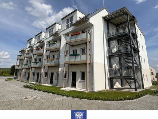 Wohnung zur Miete 600 € 2 Zimmer 46,4 m² Arnsdorf Arnsdorf 01477
