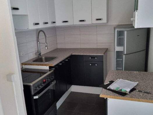 Wohnung zur Miete 310 € 3 Zimmer 56,3 m² Wolgograder Allee 36 Hutholz Hutholz 09123