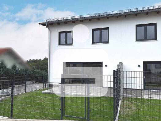 Doppelhaushälfte zum Kauf provisionsfrei 435.000 € 4 Zimmer 124,6 m² 309 m² Grundstück Arnstorf 94424