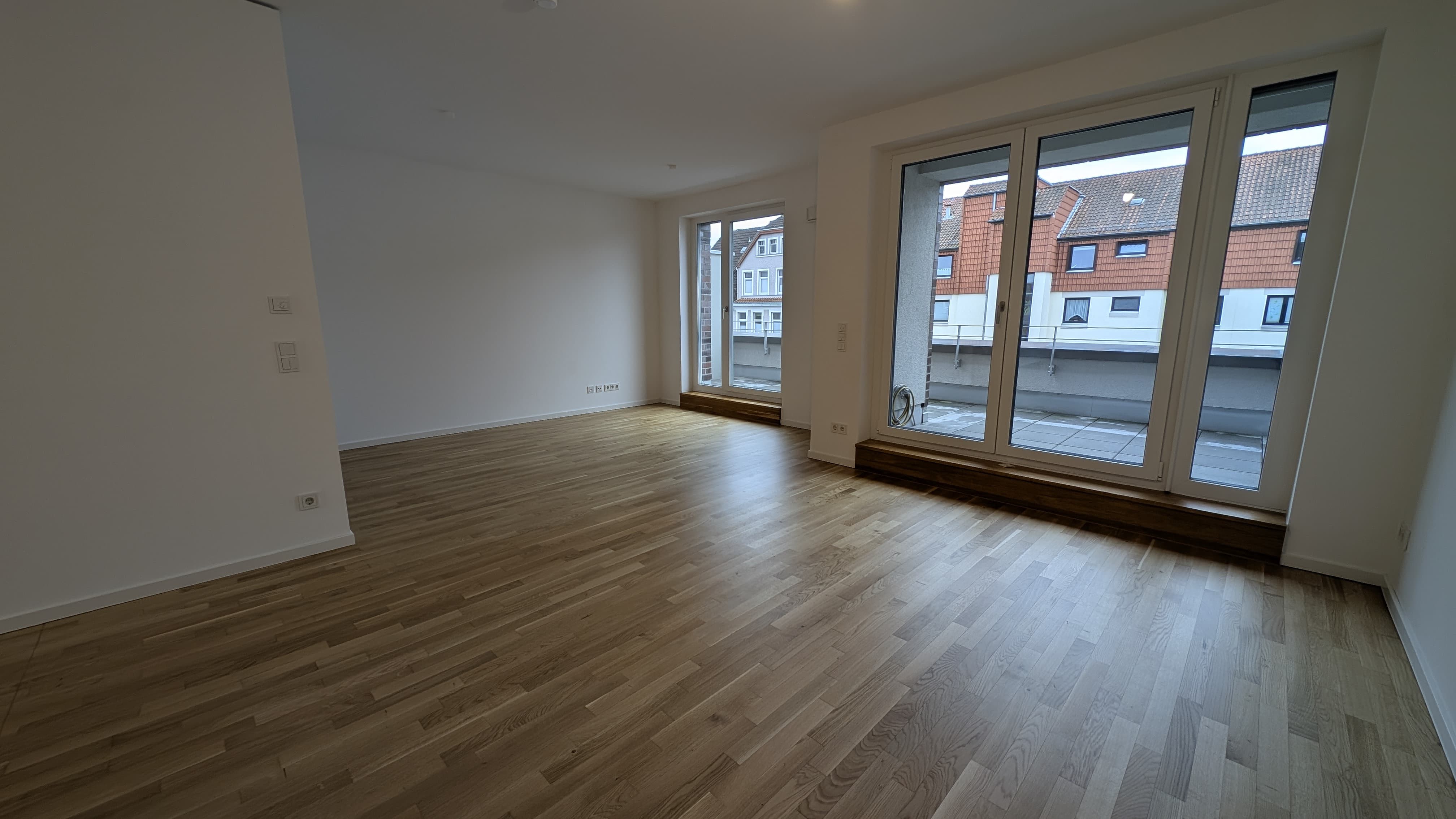 Wohnung zur Miete 1.460 € 3 Zimmer 100 m²<br/>Wohnfläche 3.<br/>Geschoss Constantinstraße 40 List Hannover 30177