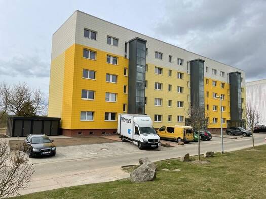 Wohnung zur Miete 440 € 4 Zimmer 71,2 m² Cölpin Cölpin 17094
