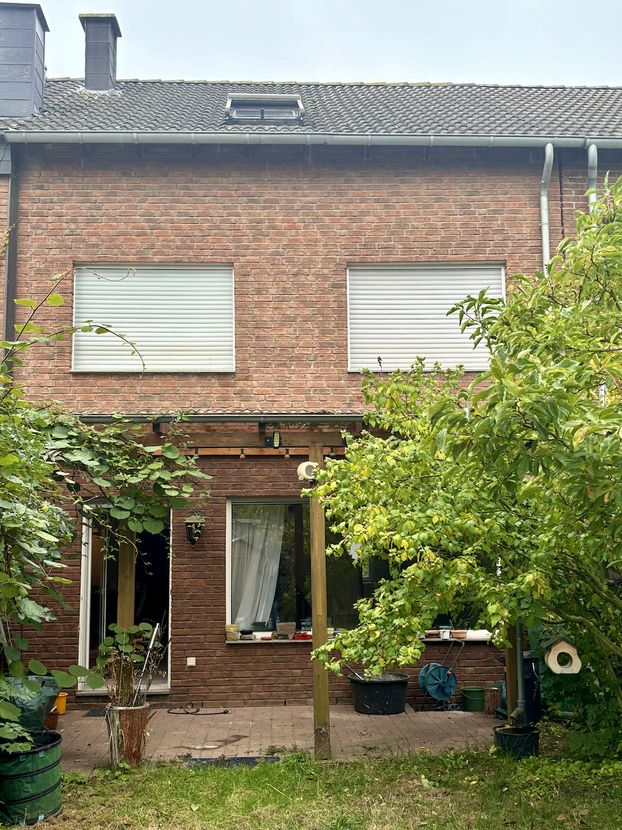 Reihenmittelhaus zum Kauf 355.000 € 5 Zimmer 140 m²<br/>Wohnfläche 240 m²<br/>Grundstück Nörvenich Nörvenich 52388