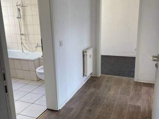 WG-Zimmer zur Miete 360 € 2 Zimmer 52 m² Geschoss 1/6 frei ab sofort Waltershausen 99880